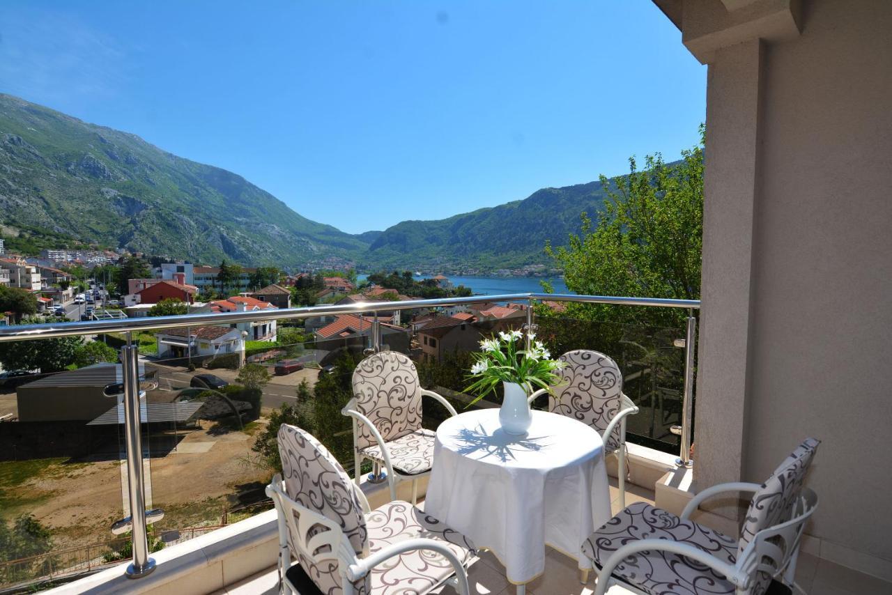 Apartments Olive Kotor Extérieur photo