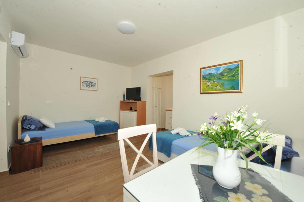 Apartments Olive Kotor Extérieur photo