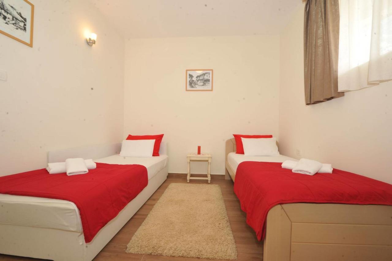 Apartments Olive Kotor Extérieur photo