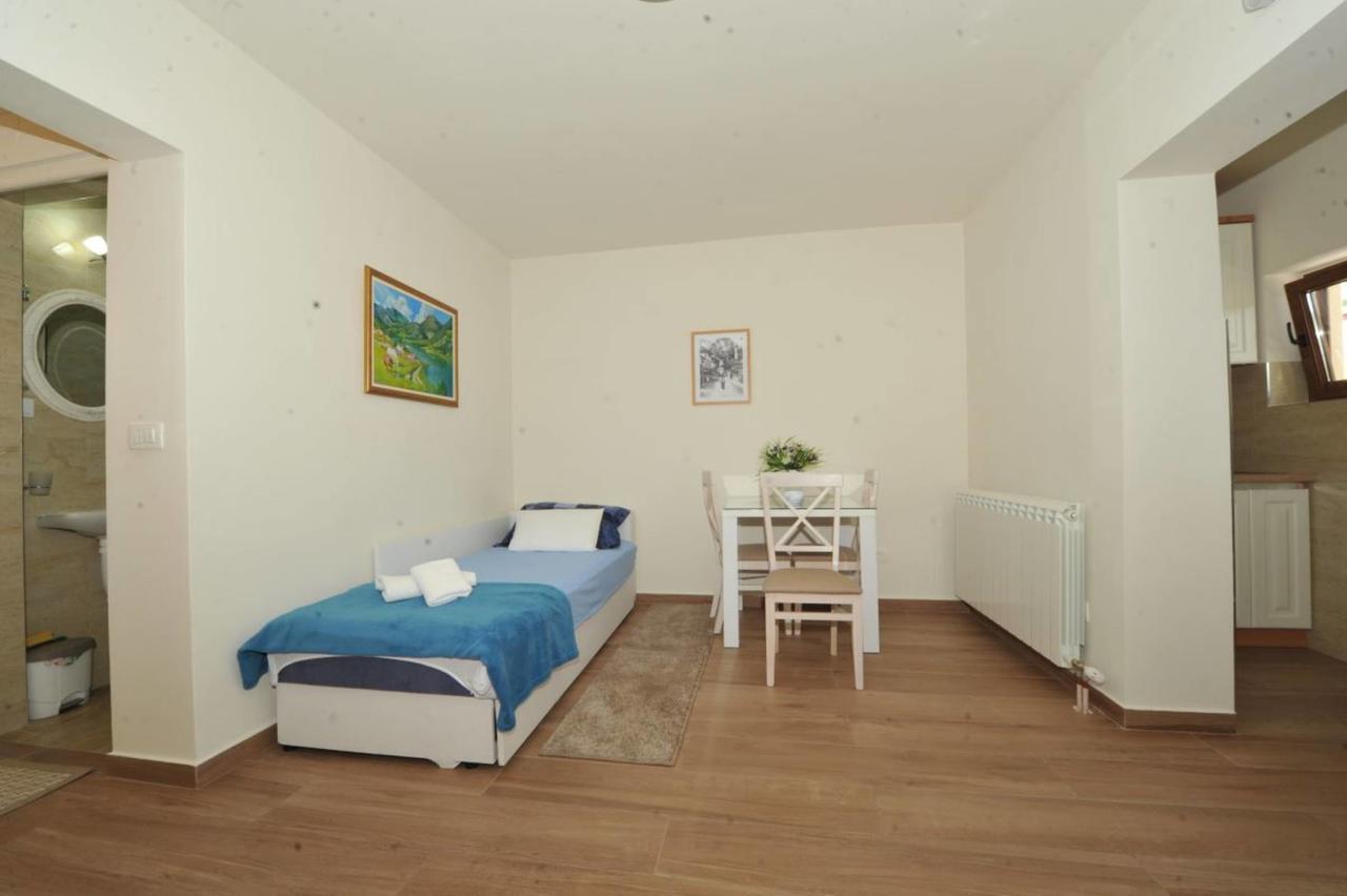 Apartments Olive Kotor Extérieur photo
