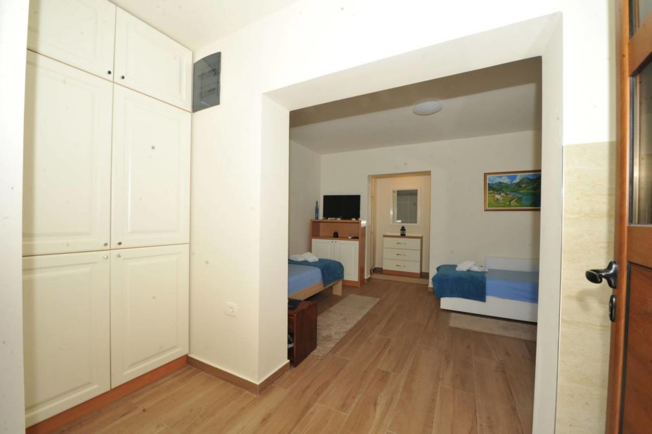 Apartments Olive Kotor Extérieur photo
